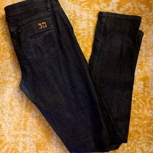 Joe’s jeans size 32 skinny dark blue denim jeans